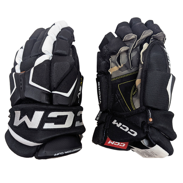 CCM AS-V Pro - Hockey Glove (Black/White)