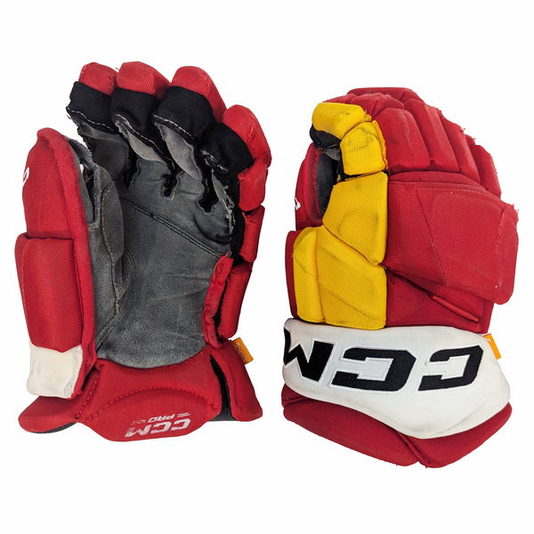 CCM HGJSPP - Used NHL Pro Stock Glove - Calgary Flames (Red/Yellow)