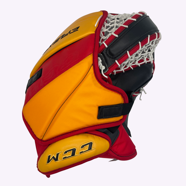 CCM Extreme Flex 5 - Pro Stock NHL Goalie Glove - Jacob Markstrom (Black/Red/Yellow)