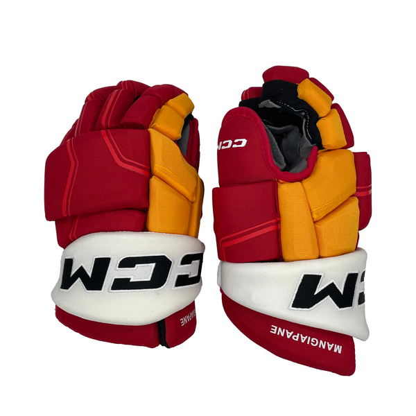 CCM HGQLPP - NHL Pro Stock Glove - Andrew Mangiapane (Red/Yellow/White)