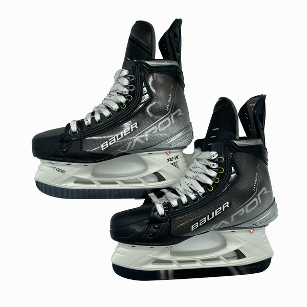 Bauer Vapor Hyperlite - Pro Stock Hockey Skates - Size 4.5D