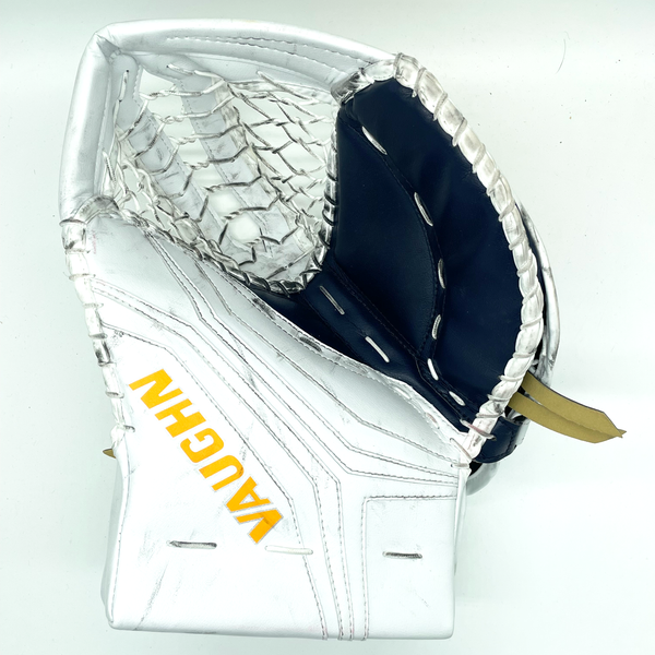 Vaughn Velocity V10 - Used Pro Stock Senior Glove