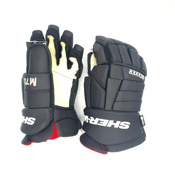 Sherwood Code Rekker M70 - Senior Hockey Glove (Black)