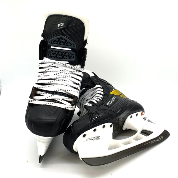 Bauer Supreme Ultrasonic - Pro Stock Hockey Skates - Size 6.75D