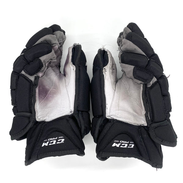 CCM HG12 - Used Pro Stock Glove (Black)