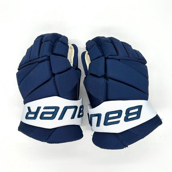 Bauer Vapor Hyperlite - Used Pro Stock Glove (Navy)