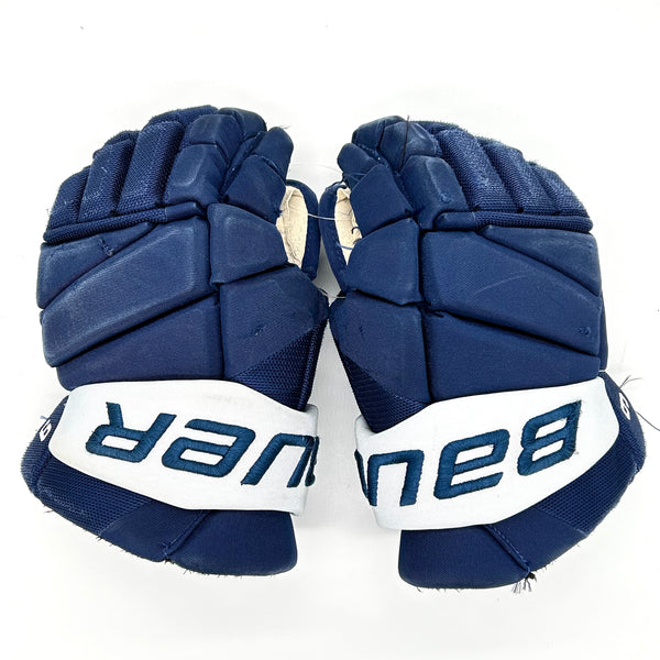 Bauer Vapor Hyperlite - Used Pro Stock Glove (Navy)