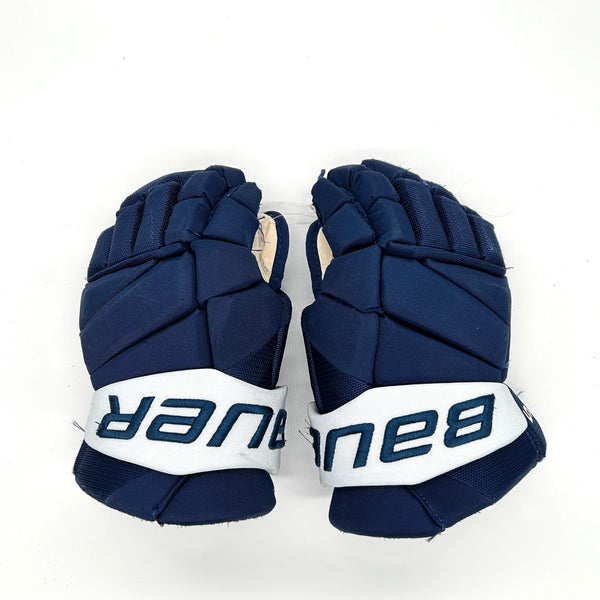 Bauer Vapor Hyperlite - Used Pro Stock Glove (Navy)