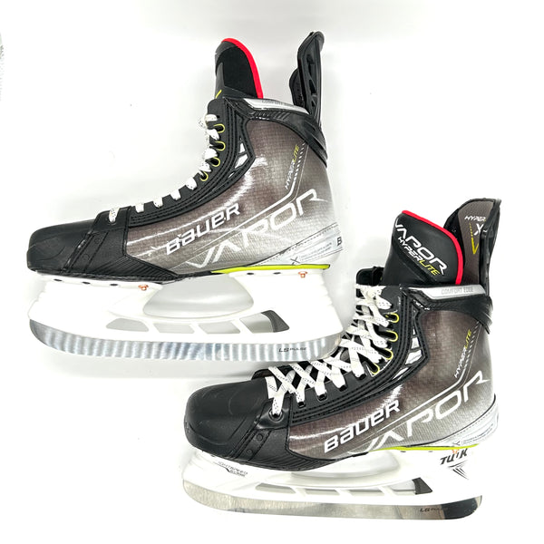 Bauer Vapor Hyperlite - Pro Stock Hockey Skates - Size 8.5D