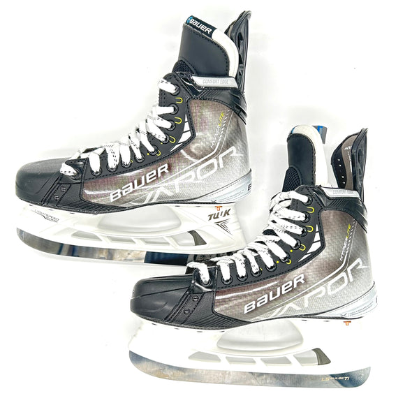 Bauer Vapor Hyperlite - Pro Stock Hockey Skates - Size 8.25D/8.5D