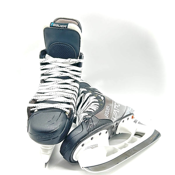 Bauer Vapor Hyperlite - Pro Stock Hockey Skates - Size 8.25D/8.5D