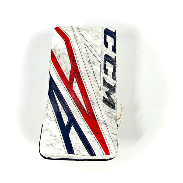 CCM Extreme Flex 4  - Used Goalie Blocker (White/Navy/Red)