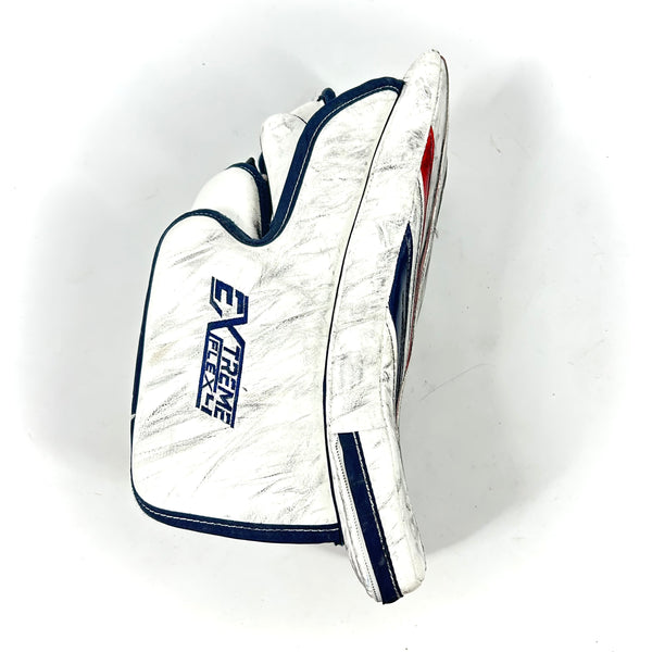 CCM Extreme Flex 4  - Used Goalie Blocker (White/Navy/Red)