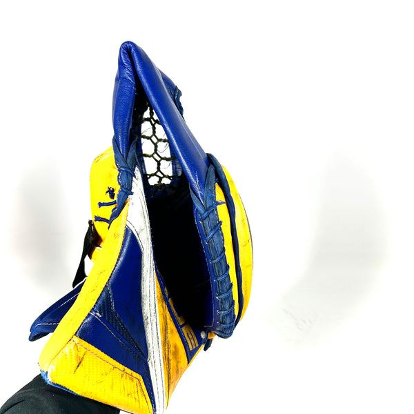 True L12.2 - Used Pro Stock Goalie Glove (Blue/Yellow)