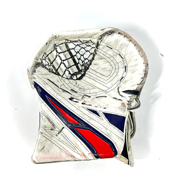 CCM Extreme Flex 4 - Used Pro Stock Goalie Glove (White/Navy/Red)