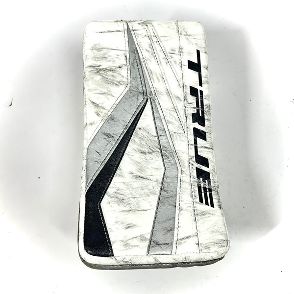 True L12.2 - Used Pro Stock Goalie Blocker (White/Grey)