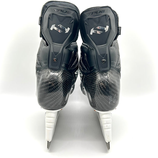 True Custom - Pro Stock Hockey Skates - Size 10D