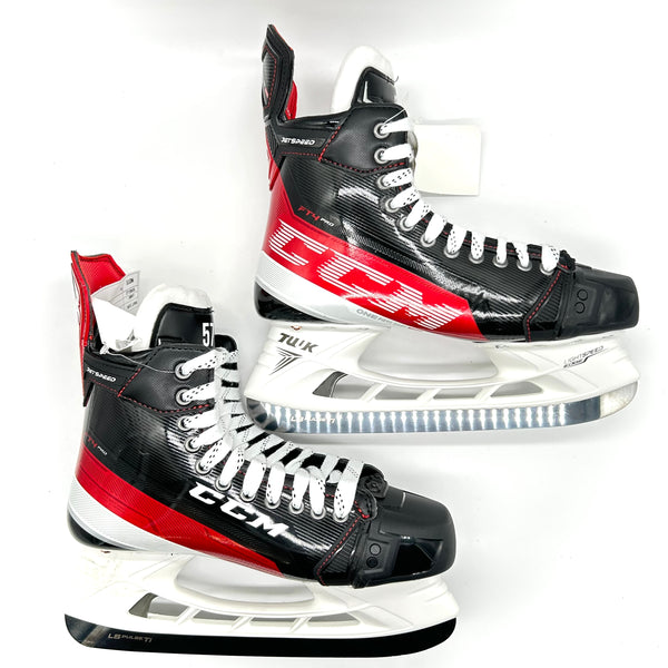 CCM Jetspeed FT4 Pro - Pro Stock Hockey Skates - Size 9E