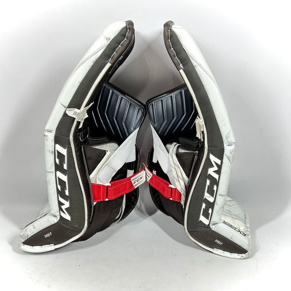 CCM Extreme Flex 4 - Used Pro Stock Senior Goalie Pads (Brown/Red)