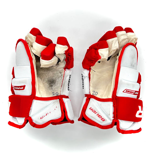 Bauer Pro Series - Used Pro Stock Glove (White/Red)