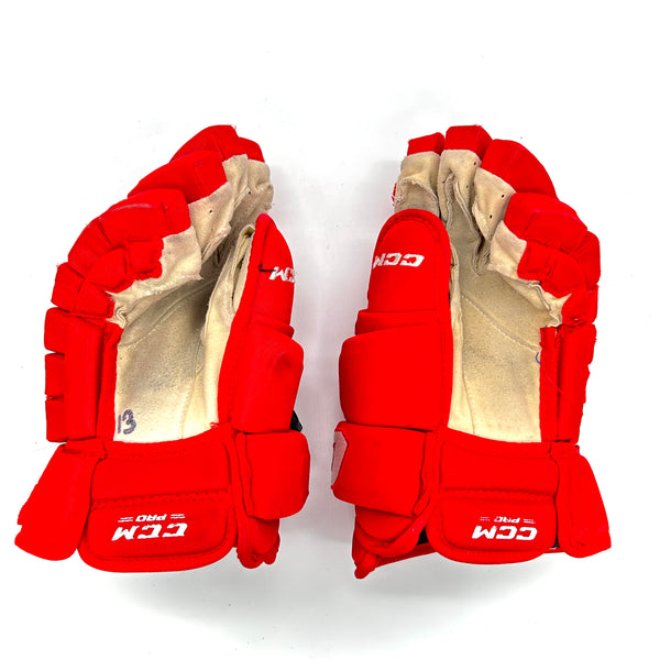 CCM HG97XP - Used Pro Stock Glove (Red)