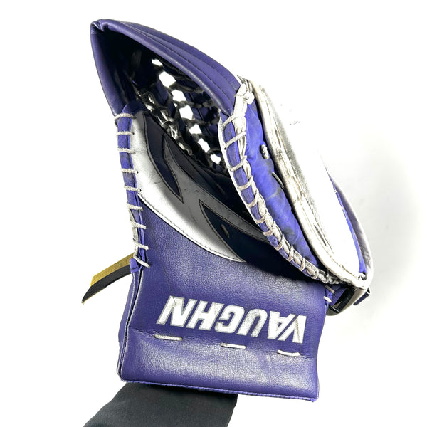 Vaughn SLR2 - Used Pro Stock Goalie Glove (Purple/White)