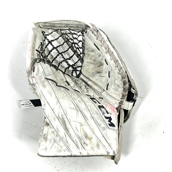 CCM Extreme Flex 5.9  - Used OHL Pro Stock Goalie Glove (White)