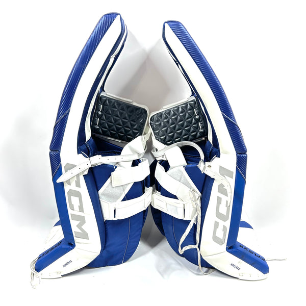 CCM Extreme Flex 6 - Used CHL Pro Stock Senior Goalie Pads (White/Blue)