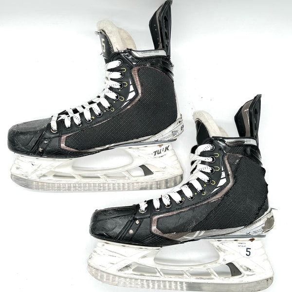 Used - Bauer Vapor Hyperlite Pro Stock Skates - Size 8.5D (#4)