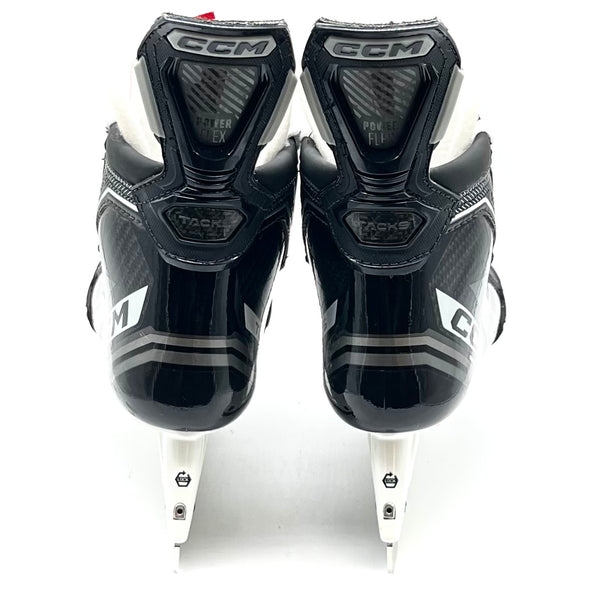 CCM AS-V Pro - Pro Stock hockey Skate - Size 5.25D