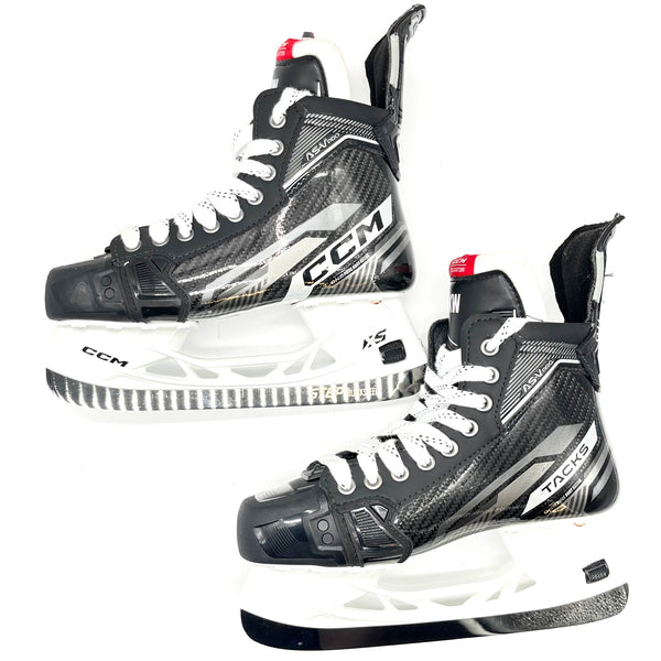 CCM AS-V Pro - Pro Stock hockey Skate - Size 5.25D