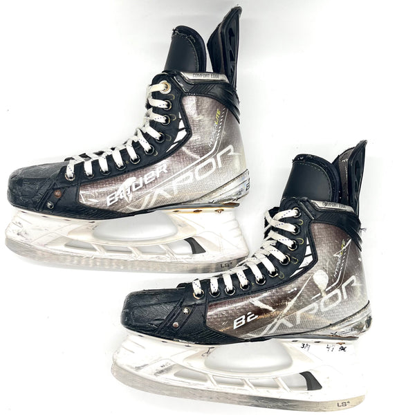 Used - Bauer Vapor Hyperlite pro Stock Skates - Size 7D (2)