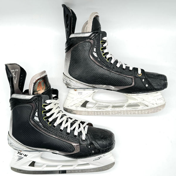 Used - Bauer Vapor Hyperlite Pro Stock Skates - Size 8.5D (#2)