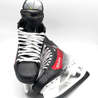 Bauer Vapor Hyperlite 2 - Pro Stock Hockey Skates - Size 10.75D