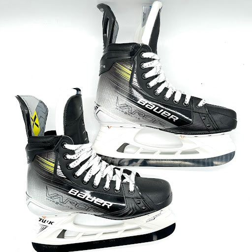 Bauer Vapor Hyperlite 2 - Pro Stock Hockey Skates - Size 7.25D