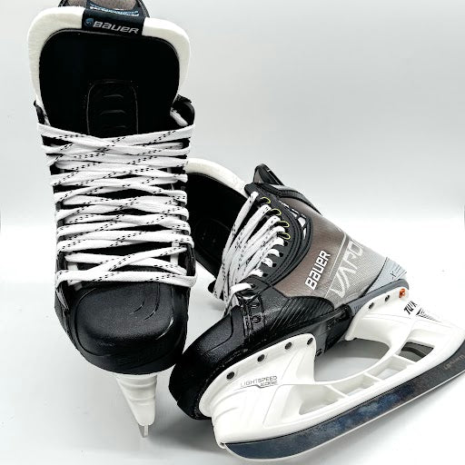 Bauer Vapor Hyperlite - Pro Stock Hockey Skates - Size L: 9 R: 8.75