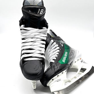 Bauer Vapor Hyperlite 2 - Pro Stock Hockey Skates - Size 7D (Green)