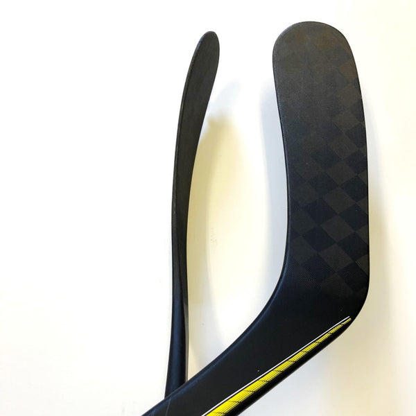 CCM Super Tacks 2.0