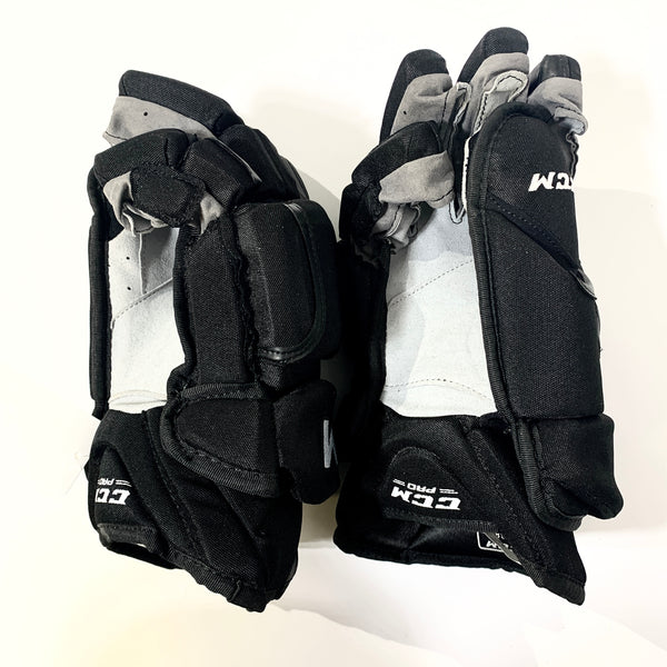 CCM HG12PP - Pro Stock Hockey Glove (Black/White)